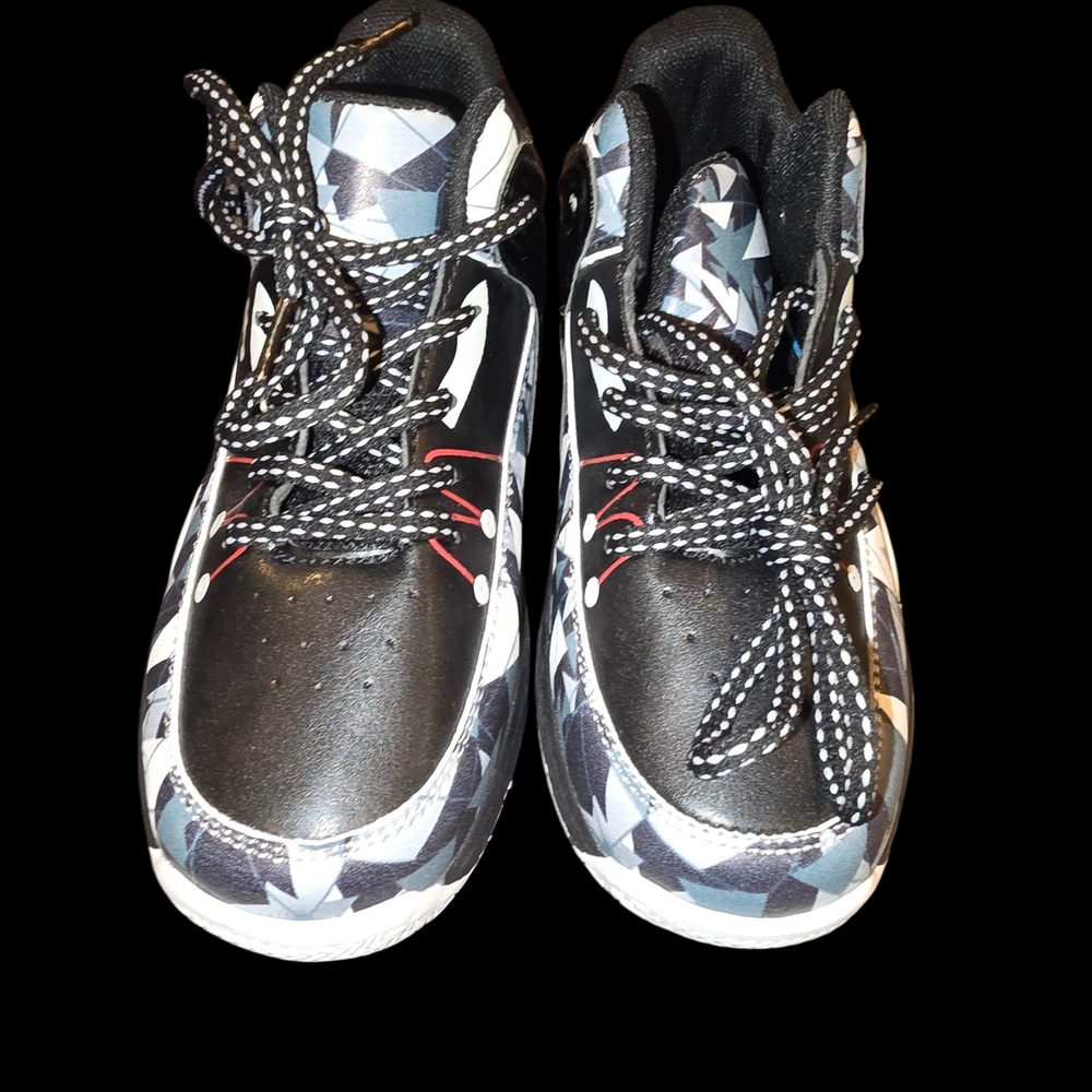 Boys Size 2 Basketball Sneakers